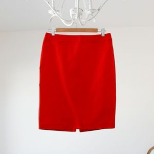 Tristan 🇨🇦 vibrant red pencil skirt w/ zip slit